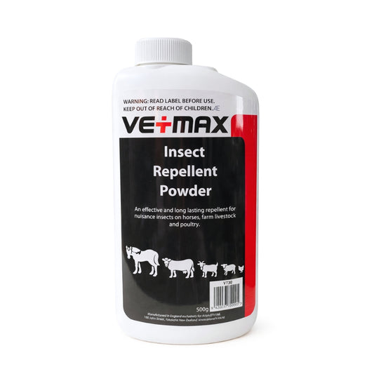 Vetmax insect repellent powder for poultry and birds in a white bottle